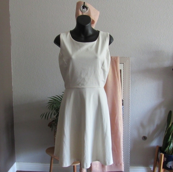Cynthia Rowley Flare Dress - Picture 1 of 8